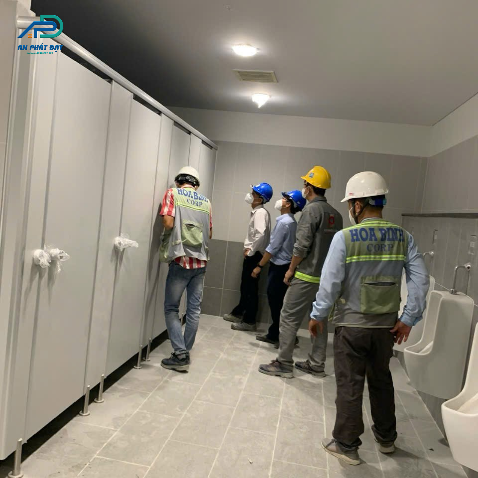 An Phát Đạt - Dịch Vụ Lắp Đặt Vách Compact Nhà Vệ Sinh Chuyên Nghiệp